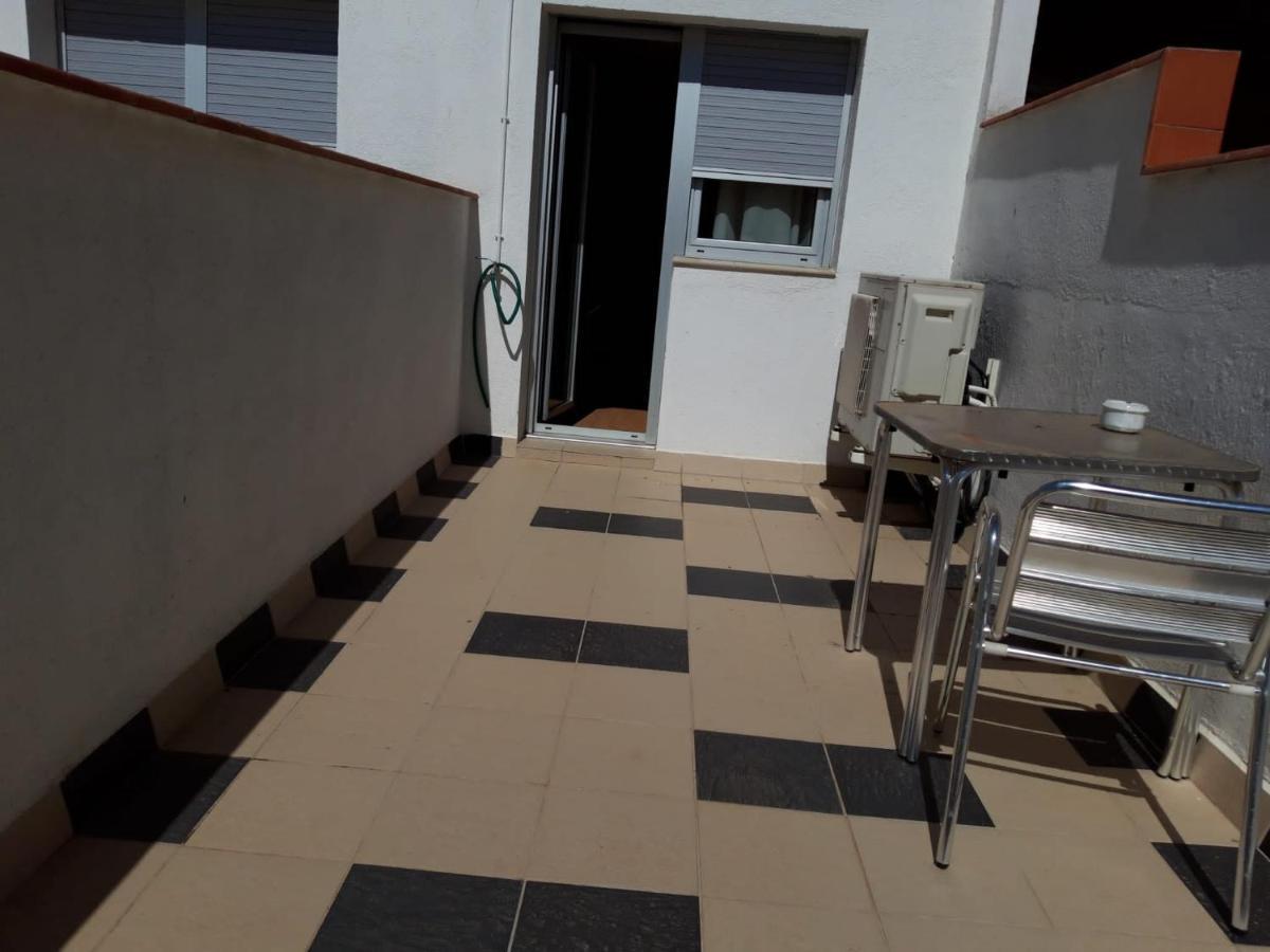 Hostal Cal Siles إل برات ذي يوبريغات المظهر الخارجي الصورة
